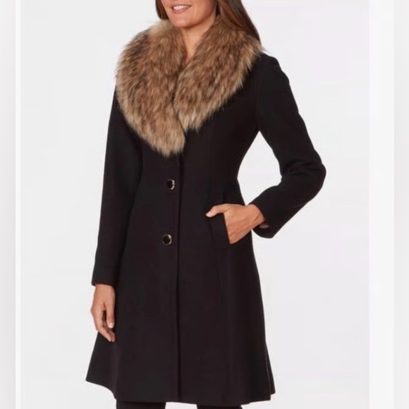 Kate Spade Black Coat with Faux Fur Collar. What a beauty 🩷🩷🩷 - Picture 1 of 7
